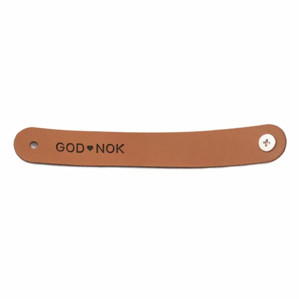 Skinnmerke "God nok" brun