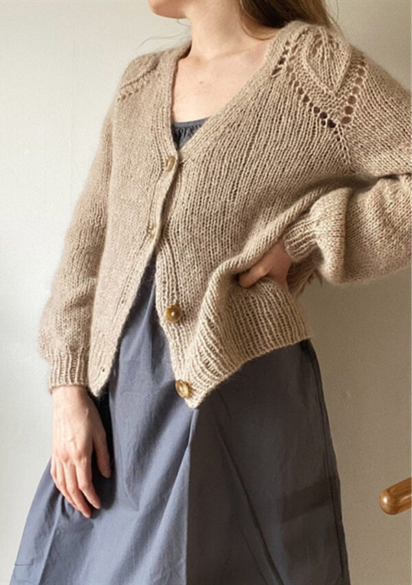 Le Knit Chunky Dahlia V-neck Cardigan