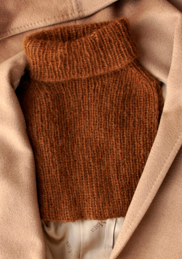 Le Knit Turtleneck Snood