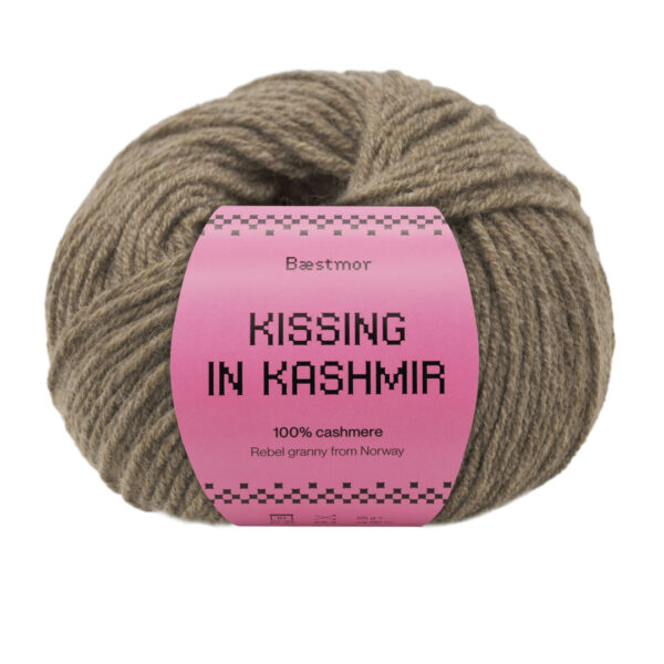 Kissing in Kashmir