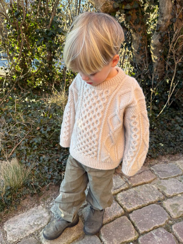 PetiteKnit Dagmar sweater Junior